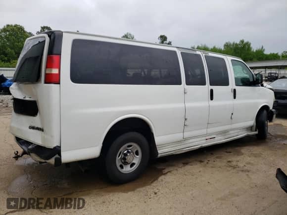 2008 Chevrolet Express Passenger с VIN 1GAHG39KX81190599, выставлен на аукционе Copart как лот 51571134 с пробегом Не указан миль и Списание • Salvage title. История ставок и продаж доступна на DreamBid. Изображение 3.