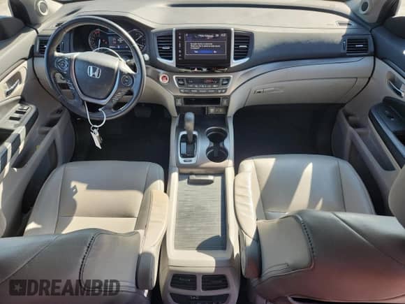 2017 Honda Pilot EX-L с VIN 5FNYF5H58HB009833, выставлен на аукционе Copart как лот 69225075 с пробегом 171 316 миль миль и Списание • Salvage title. История ставок и продаж доступна на DreamBid. Изображение 8.