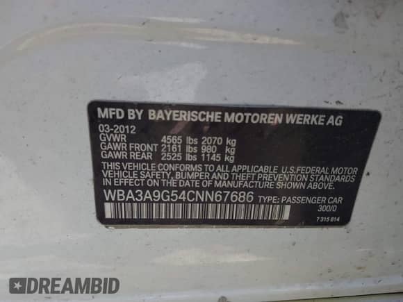 2012 BMW 3 Series 335i с VIN WBA3A9G54CNN67686, выставлен на аукционе IAAI как лот 42106853 с пробегом 141 368 миль миль и . История ставок и продаж доступна на DreamBid. Изображение 9.