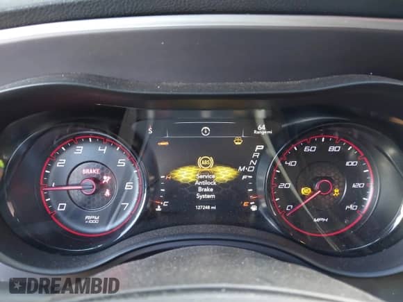 2019 Dodge Charger SXT with VIN 2C3CDXBG1KH732497, listed as a IAAI auction lot 43292960 with 127,248 mi miles and . Bid and sale history available at DreamBid. Image 7.