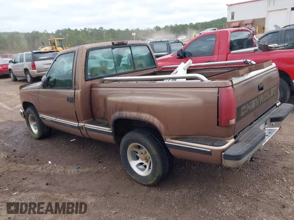 1994 Chevrolet Silverado 1500 с VIN 1GCDC14K4RZ185513, выставлен на аукционе IAAI как лот 43403014 с пробегом 190 266 миль миль и . История ставок и продаж доступна на DreamBid. Изображение 3.