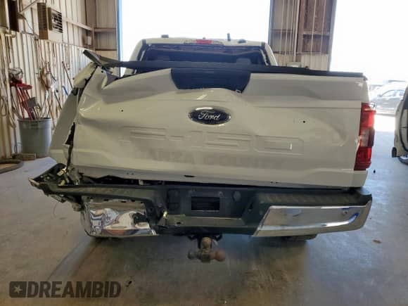 2023 Ford F-150 XL z VIN 1FTFW1E50PFD24205, wystawiony jako Copart lot #66202755 z przebiegiem 12 632 mil mil oraz Szkoda całkowita • Salvage title. Historia ofert i sprzedaży dostępna na DreamBid. Obrazek 6.