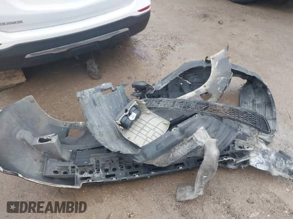 2015 Toyota Sienna XLE с VIN 5TDYK3DC9FS609094, выставлен на аукционе IAAI как лот 41133141 с пробегом 243 944 миль миль и . История ставок и продаж доступна на DreamBid. Изображение 12.