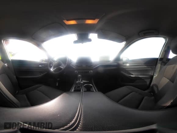 2024 Nissan Altima SV z VIN 1N4BL4DV2RN346974, wystawiony jako IAAI lot #43561103 z przebiegiem 42 922 mil mil oraz . Historia ofert i sprzedaży dostępna na DreamBid. Obrazek 19.