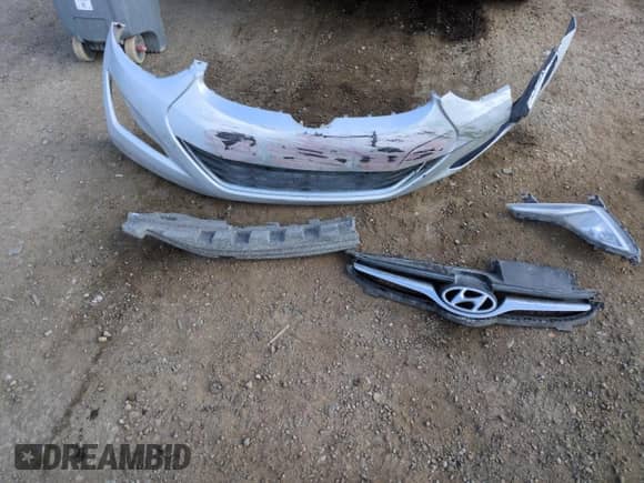 2014 Hyundai Elantra Limited с VIN KMHDH4AE5EU068088, выставлен на аукционе Copart как лот 67385575 с пробегом 125 676 миль миль и Списание • Salvage title. История ставок и продаж доступна на DreamBid. Изображение 12.