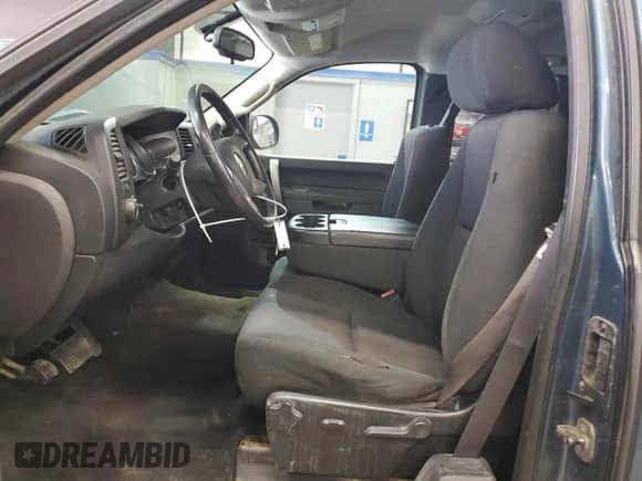 2011 Chevrolet Silverado 1500 LT с VIN 1GCRKSE32BZ269244, выставлен на аукционе Copart как лот 89922175 с пробегом 144 748 миль миль и Чистый • Clean title. История ставок и продаж доступна на DreamBid. Изображение 7.