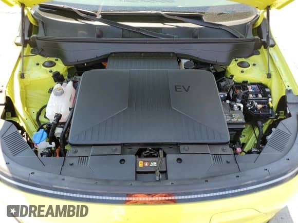 2024 Hyundai Kona SEL with VIN KM8HC3A64RU017495, listed as a Copart auction lot 68718815 with 5,358 mi miles and Salvage title. Bid and sale history available at DreamBid. Image 12.