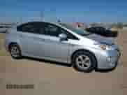 2014 Toyota Prius Three с VIN JTDKN3DU8E1769727, выставлен на аукционе Copart как лот 81857855 с пробегом 207 297 миль миль и Списание • Salvage title. История ставок и продаж доступна на DreamBid. Изображение 4.