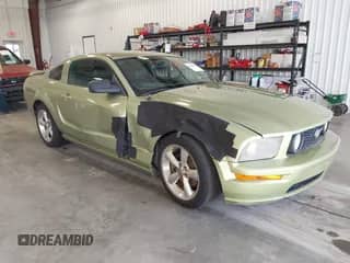 2006 Ford Mustang GT Deluxe с VIN 1ZVFT82H565240706, выставлен на аукционе IAAI как лот 43268671 с пробегом 157 311 миль миль и . История ставок и продаж доступна на DreamBid. Изображение 1.