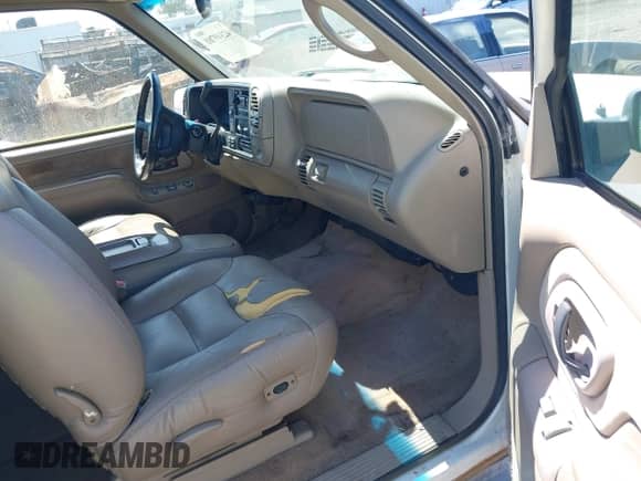 1997 GMC Sierra 1500 с VIN 2GTEK19R7V1540500, выставлен на аукционе IAAI как лот 42349701 с пробегом 230 832 миль миль и . История ставок и продаж доступна на DreamBid. Изображение 5.