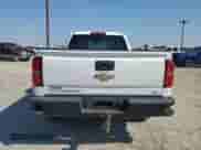 2019 Chevrolet Silverado 1500 Work Truck z VIN 2GCRCNEC7K1203036, wystawiony jako Copart lot #67432965 z przebiegiem 231 957 mil mil oraz Szkoda całkowita • Salvage title. Historia ofert i sprzedaży dostępna na DreamBid. Obrazek 6.