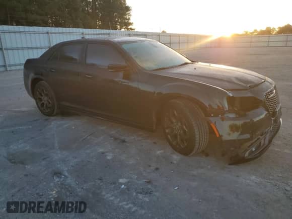 2016 Chrysler 300 S с VIN 2C3CCAGG2GH270323, выставлен на аукционе Copart как лот 81271125 с пробегом 102 261 миль миль и Списание • Salvage title. История ставок и продаж доступна на DreamBid. Изображение 4.