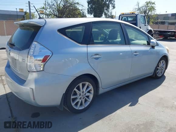 2012 Toyota Prius Two z VIN JTDZN3EU3C3137846, wystawiony jako IAAI lot #41944198 z przebiegiem 261 314 mil mil oraz . Historia ofert i sprzedaży dostępna na DreamBid. Obrazek 4.