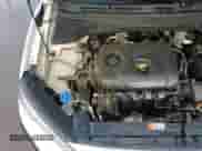 2020 Hyundai Kona SEL z VIN KM8K22AA4LU410587, wystawiony jako Copart lot #90244215 z przebiegiem 122 287 mil mil oraz Czysty tytuł • Clean title. Historia ofert i sprzedaży dostępna na DreamBid. Obrazek 14.