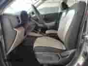 2025 Hyundai Venue SEL z VIN KMHRC8A34SU370901, wystawiony jako Copart lot #85600925 z przebiegiem 9 195 mil mil oraz Czysty tytuł • Clean title. Historia ofert i sprzedaży dostępna na DreamBid. Obrazek 7.