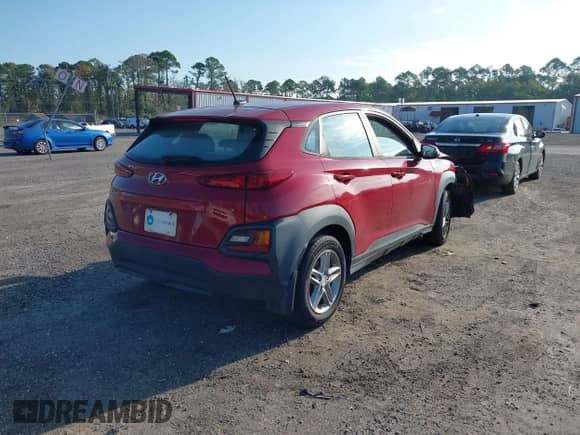 2020 Hyundai Kona SE z VIN KM8K12AA2LU430887, wystawiony jako IAAI lot #43338432 z przebiegiem 76 957 mil mil oraz . Historia ofert i sprzedaży dostępna na DreamBid. Obrazek 4.