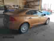 2012 Volvo S60 T5 с VIN YV1622FS2C2108227, выставлен на аукционе Copart как лот 66946365 с пробегом Не указан миль и Чистый • Clean title. История ставок и продаж доступна на DreamBid. Изображение 3.