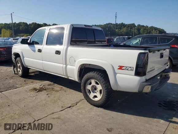 2005 Chevrolet Silverado 1500 LS с VIN 2GCEK13T151331497, выставлен на аукционе Copart как лот 83784785 с пробегом 224 111 миль миль и Списание • Salvage title. История ставок и продаж доступна на DreamBid. Изображение 2.