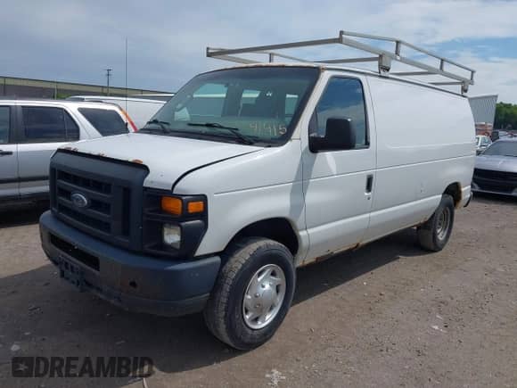 2013 Ford Econoline Cargo Commercial with VIN 1FTNE2EW8DDB33894, listed as a IAAI auction lot 42841415 with 224,026 mi miles and . Bid and sale history available at DreamBid. Image 17.