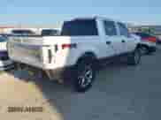 2016 Ford F-150 XLT z VIN 1FTEW1EG7GFD19712, wystawiony jako IAAI lot #42927063 z przebiegiem 146 108 mil mil oraz . Historia ofert i sprzedaży dostępna na DreamBid. Obrazek 4.