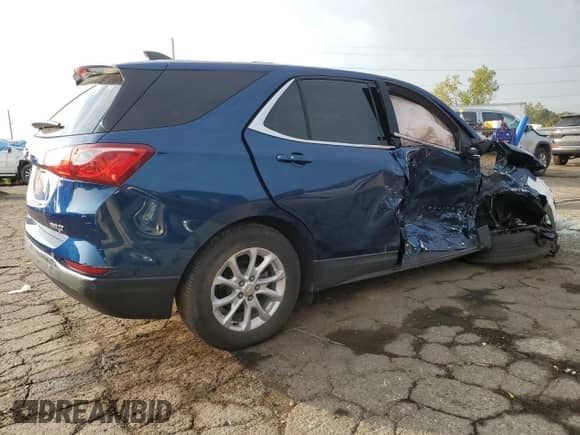 2019 Chevrolet Equinox LT z VIN 3GNAXTEV1KL320933, wystawiony jako Copart lot #81441575 z przebiegiem 15 736 mil mil oraz Czysty tytuł • Clean title. Historia ofert i sprzedaży dostępna na DreamBid. Obrazek 3.