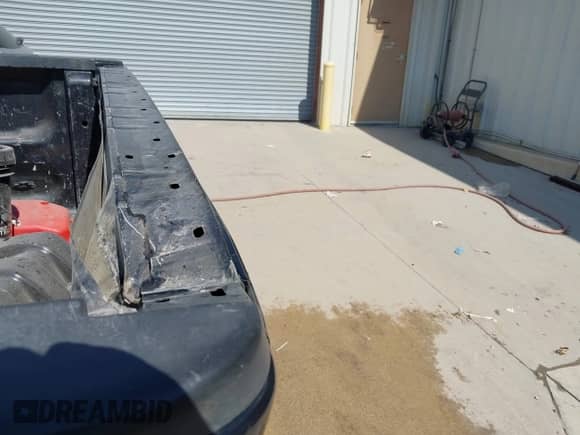 2012 Ford F-150 Lariat with VIN 1FTFW1CT9CFA42897, listed as a IAAI auction lot 43394632 with 197,979 mi miles and . Bid and sale history available at DreamBid. Image 6.