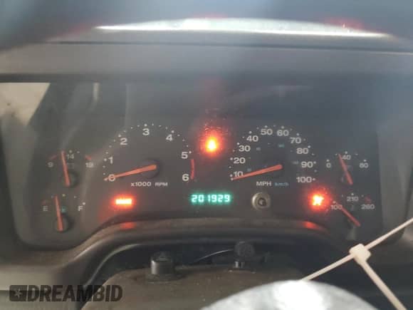 2001 Jeep Wrangler SE with VIN 1J4FA29P11P358326, listed as a Copart auction lot 56181715 with 201,929 mi miles and Clean title. Bid and sale history available at DreamBid. Image 9.