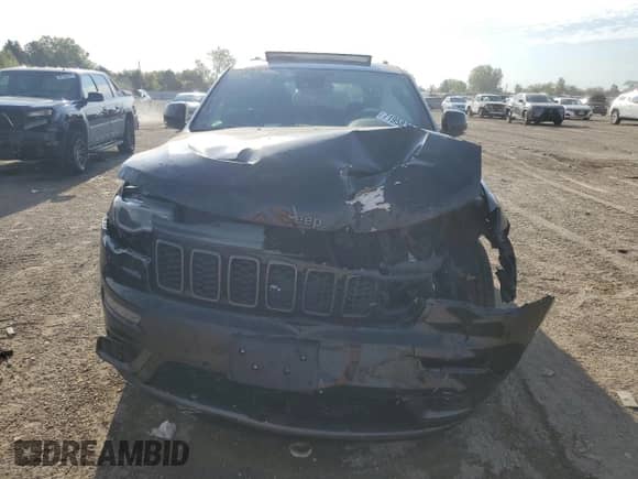 2019 Jeep Grand Cherokee Limited with VIN 1C4RJFBGXKC830682, listed as a Copart auction lot 71958365 with Not provided miles and Salvage title. Bid and sale history available at DreamBid. Image 5.