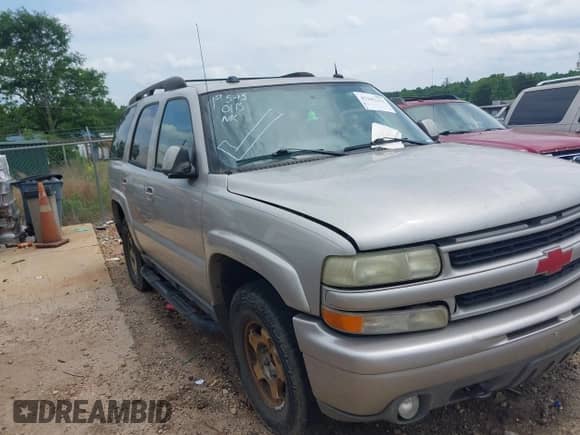 2004 Chevrolet Tahoe LS с VIN 1GNEK13Z84R111386, выставлен на аукционе IAAI как лот 42240113 с пробегом 185 756 миль миль и . История ставок и продаж доступна на DreamBid. Изображение 1.