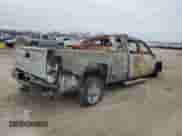 2015 Chevrolet Silverado 2500HD Work Truck с VIN 1GC1KUEG9FF133891, выставлен на аукционе Copart как лот 43972065 с пробегом Не указан миль и На запчасти • Non repairable. История ставок и продаж доступна на DreamBid. Изображение 3.