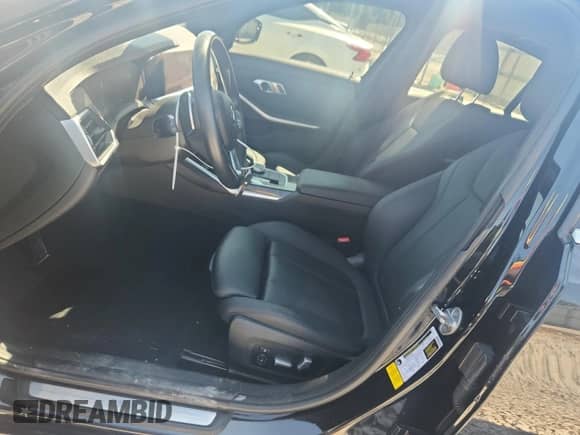 2021 BMW 3 Series 330i with VIN 3MW5R1J0XM8B51761, listed as a Copart auction lot 71713245 with 140,659 mi miles and Salvage title. Bid and sale history available at DreamBid. Image 7.