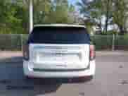 2021 Chevrolet Tahoe LT z VIN 1GNSCNKD7MR386938, wystawiony jako IAAI lot #41723844 z przebiegiem 48 430 mil mil oraz . Historia ofert i sprzedaży dostępna na DreamBid. Obrazek 16.