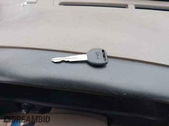 2000 Honda Passport LX with VIN 4S6DM58WXY4414843, listed as a IAAI auction lot 41325250 with 100,909 mi miles and . Bid and sale history available at DreamBid. Image 11.