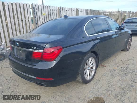 2013 BMW 7 Series 740Li xDrive with VIN WBAYF4C59DD127390, listed as a IAAI auction lot 42083517 with 202,202 mi miles and . Bid and sale history available at DreamBid. Image 4.
