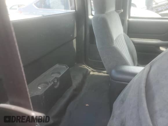 2002 Chevrolet S-10 LS с VIN 1GCCS19W228153908, выставлен на аукционе Copart как лот 69605455 с пробегом 95 624 миль миль и Списание • Salvage title. История ставок и продаж доступна на DreamBid. Изображение 10.