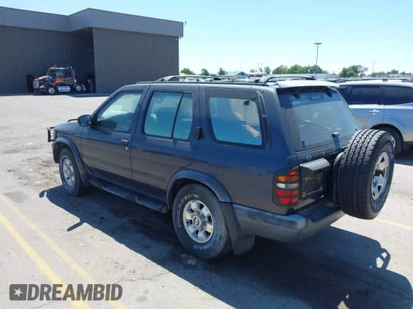1997 Nissan Pathfinder XE with VIN JN8AR05Y1VW133111, listed as a IAAI auction lot 42639254 with 183,812 mi miles and . Bid and sale history available at DreamBid. Image 3.