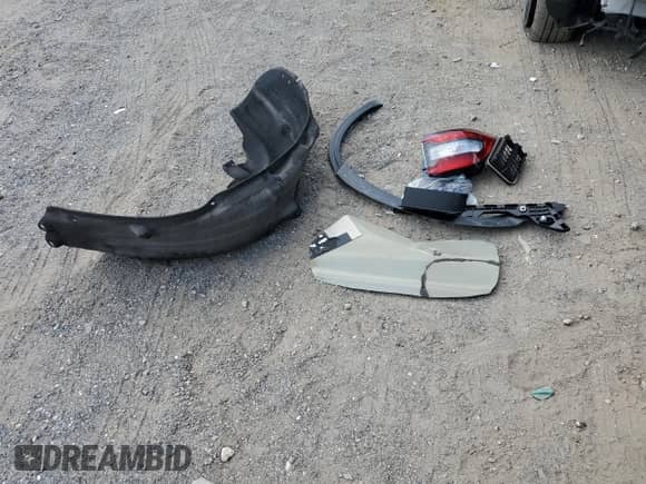 2025 Honda Pilot TrailSport with VIN 5FNYG1H60SB028186, listed as a Copart auction lot 67749635 with 11,752 mi miles and Salvage title. Bid and sale history available at DreamBid. Image 13.