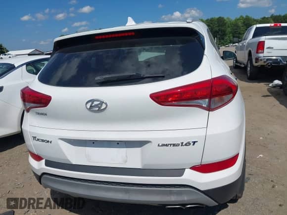 2018 Hyundai Tucson Value z VIN KM8J33A24JU717004, wystawiony jako IAAI lot #42542307 z przebiegiem 53 274 mil mil oraz . Historia ofert i sprzedaży dostępna na DreamBid. Obrazek 17.