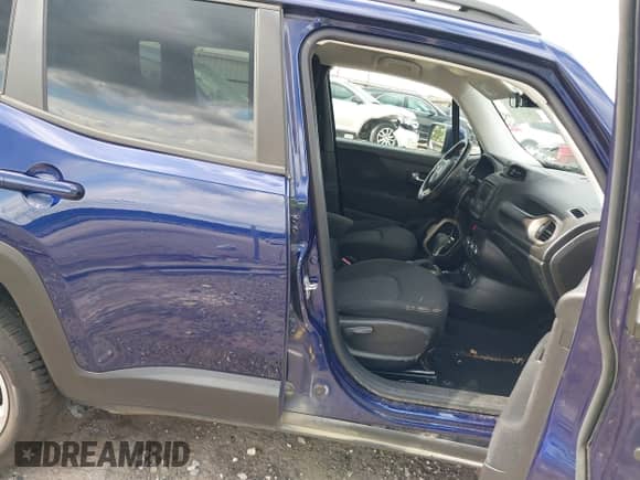 2017 Jeep Renegade Altitude with VIN ZACCJBBB0HPE65291, listed as a IAAI auction lot 43341027 with 107,891 mi miles and . Bid and sale history available at DreamBid. Image 5.