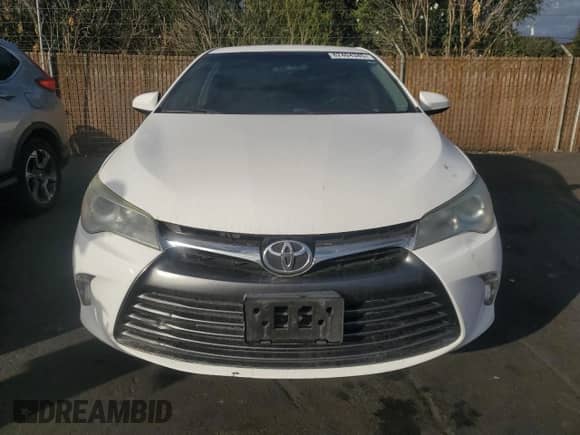 2015 Toyota Camry SE z VIN 4T1BF1FKXFU487419, wystawiony jako Copart lot #82404345 z przebiegiem 161 491 mil mil oraz Szkoda całkowita • Salvage title. Historia ofert i sprzedaży dostępna na DreamBid. Obrazek 5.