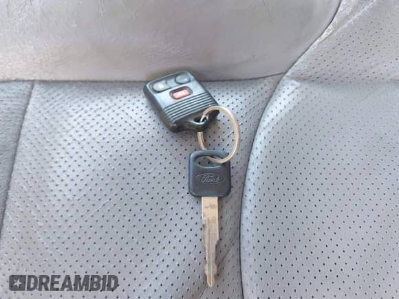 1999 Ford Econoline Cargo с VIN 1FDRE14W2XHB18989, выставлен на аукционе IAAI как лот 41740961 с пробегом 152 028 миль миль и . История ставок и продаж доступна на DreamBid. Изображение 11.