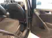 2017 Volkswagen Tiguan Sport с VIN WVGUV7AX7HK014285, выставлен на аукционе IAAI как лот 43098002 с пробегом 103 573 миль миль и . История ставок и продаж доступна на DreamBid. Изображение 8.