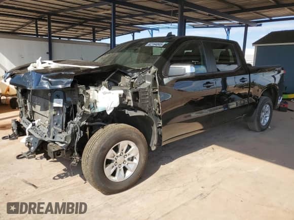 2022 Chevrolet Silverado 1500 LT z VIN 1GCUDDED0NZ584721, wystawiony jako Copart lot #82164045 z przebiegiem 130 146 mil mil oraz Szkoda całkowita • Salvage title. Historia ofert i sprzedaży dostępna na DreamBid. Obrazek 1.