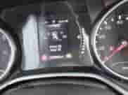 2019 Jeep Compass Altitude z VIN 3C4NJCBB0KT802623, wystawiony jako IAAI lot #42862871 z przebiegiem 108 565 mil mil oraz . Historia ofert i sprzedaży dostępna na DreamBid. Obrazek 7.