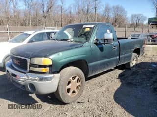 2003 GMC Sierra 1500 Work Truck с VIN 1GTEK14V03E379858, выставлен на аукционе Copart как лот 50014155 с пробегом Не указан миль и Списание • Salvage title. История ставок и продаж доступна на DreamBid. Изображение 1.