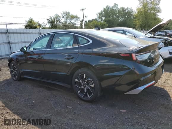 2024 Hyundai Sonata SEL с VIN KMHL64JA2RA367687, выставлен на аукционе Copart как лот 81008775 с пробегом 26 917 миль миль и Списание • Salvage title. История ставок и продаж доступна на DreamBid. Изображение 2.