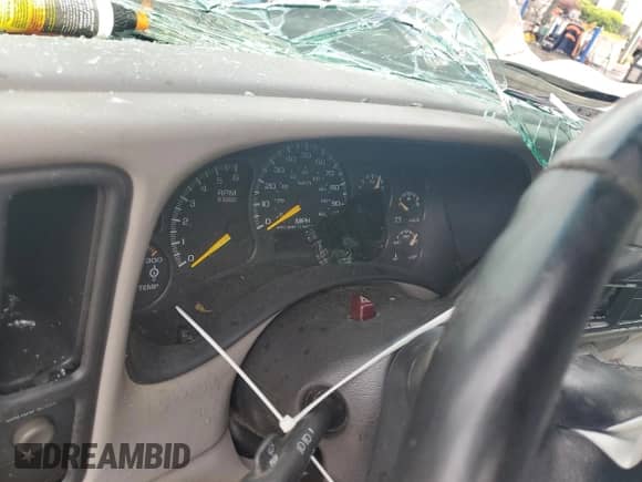 2000 Chevrolet Silverado 2500 LS с VIN 1GCGC29UXYE399084, выставлен на аукционе Copart как лот 58577555 с пробегом Не указан миль и Списание • Salvage title. История ставок и продаж доступна на DreamBid. Изображение 9.