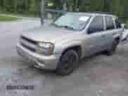 2003 Chevrolet TrailBlazer LT z VIN 1GNDT13S232372015, wystawiony jako IAAI lot #41957846 z przebiegiem 187 503 mil mil oraz . Historia ofert i sprzedaży dostępna na DreamBid. Obrazek 2.