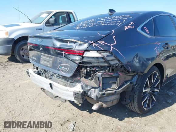 2023 Honda Accord Touring with VIN 1HGCY2F88PA030867, listed as a IAAI auction lot 41344807 with 19,745 mi miles and . Bid and sale history available at DreamBid. Image 6.