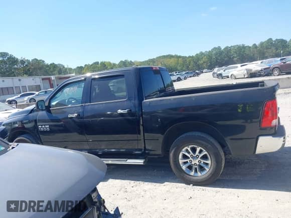 2013 Ram 1500 SLT z VIN 1C6RR6LG3DS679904, wystawiony jako IAAI lot #43351882 z przebiegiem 181 815 mil mil oraz . Historia ofert i sprzedaży dostępna na DreamBid. Obrazek 14.
